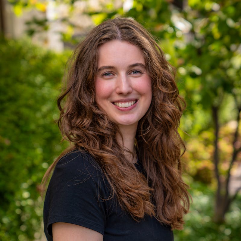 Isabel Grant Headshot